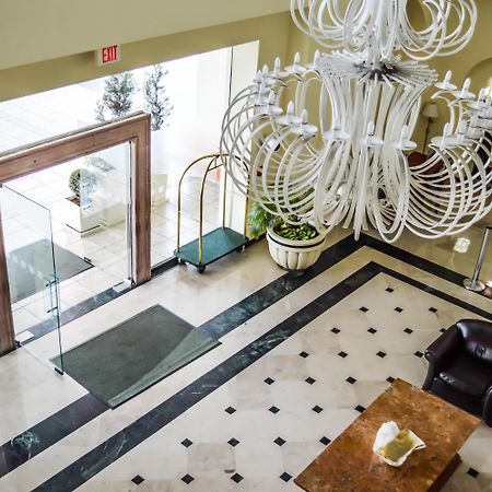 Holiday Inn Leon-Convention Center By Ihg Exterior photo