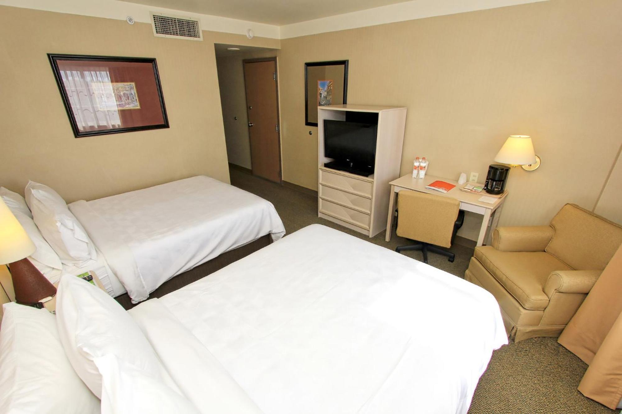 Holiday Inn Leon-Convention Center By Ihg Exterior photo