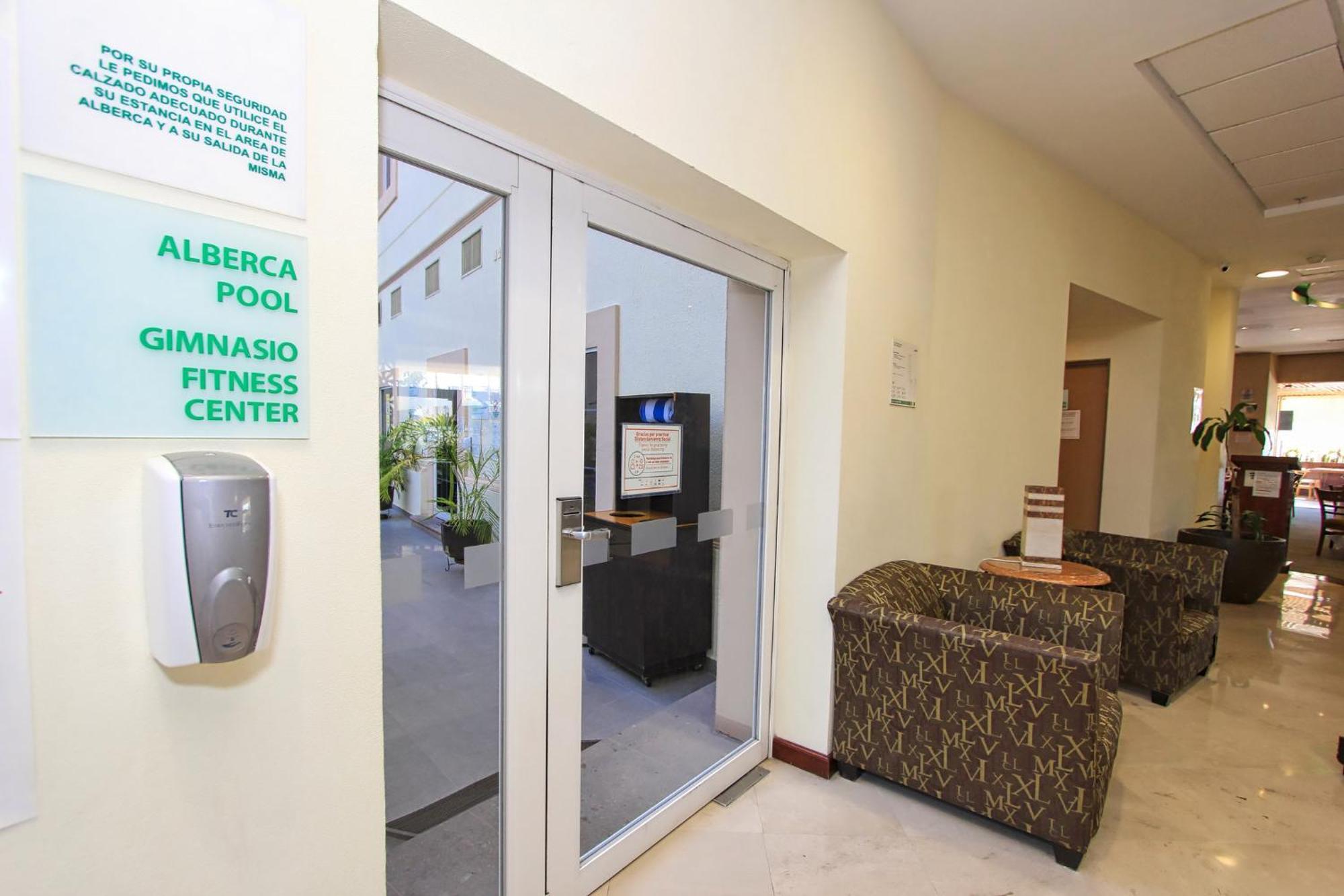 Holiday Inn Leon-Convention Center By Ihg Exterior photo